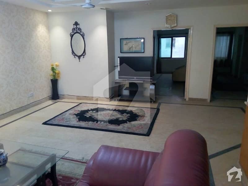 10 Marla Fully Furnished  Nicely Build Apartment In Rehman Gardens