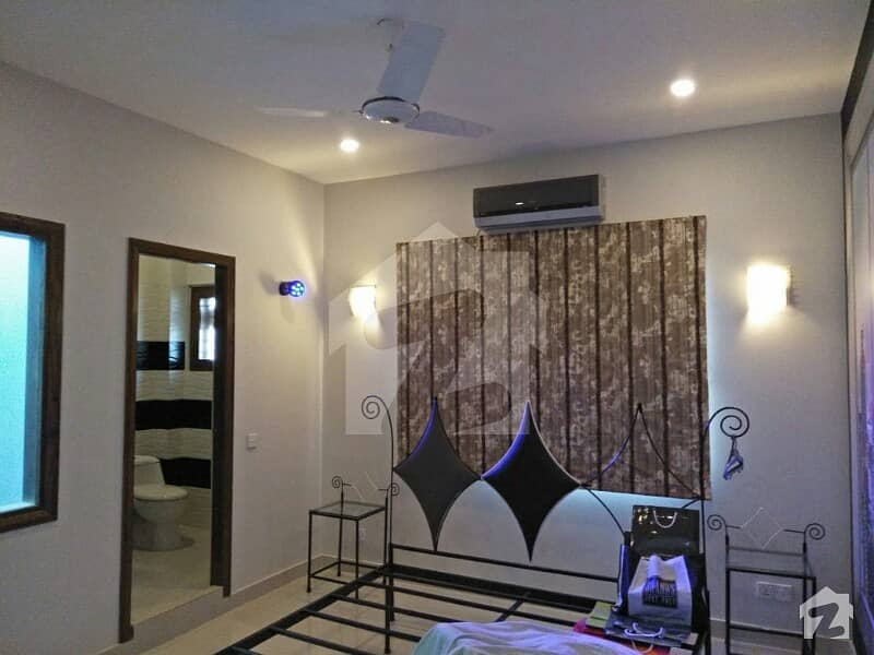 1 Bedroom Attached Washroom Furnished In Bungalow Dha 1 Female Or Couple Rent