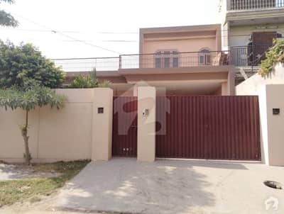 Corner 20 Marla House Is Up For Rent Corner 20 Marla House Is Up For Rent