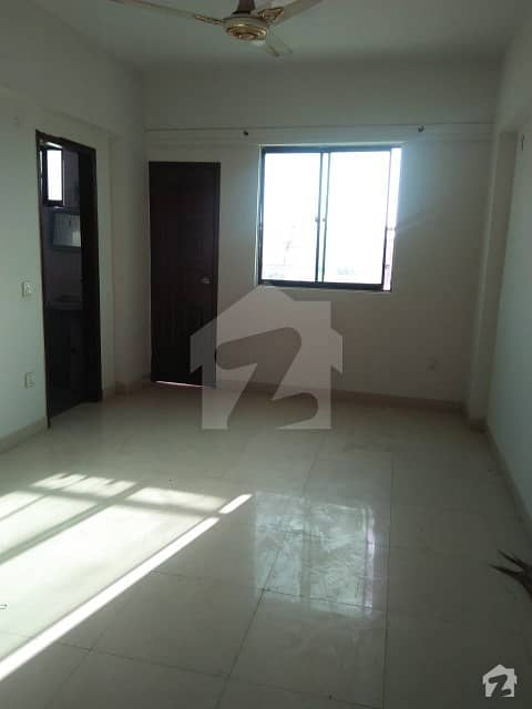 Chance Deal 1750 Sq. Ft Beautiful Flat 4 Bedrooms Attached Bathrooms Basement Parking With Lift Just 5 Year Old Building