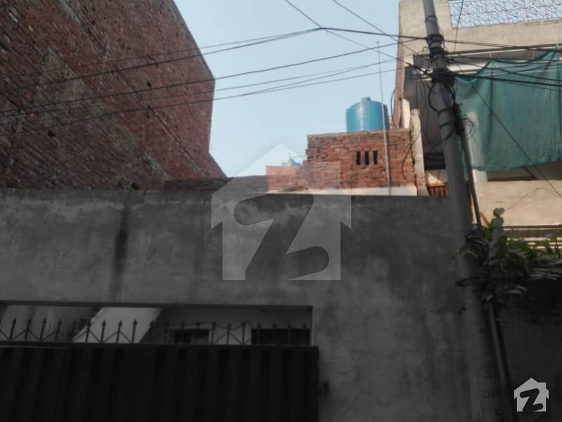 Walton Road Near Gulabharan Colony 4 Marla House Single Storey Old House Available For Sale