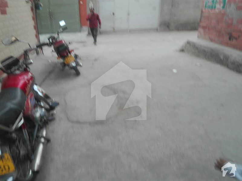 Walton Road Near Gulabharan Colony 4 Marla House Single Storey Old