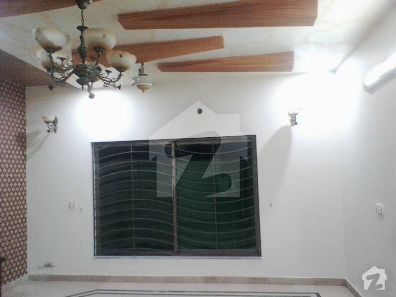 10 Marla Upper Portion For Rent In Nawab Town Lahore