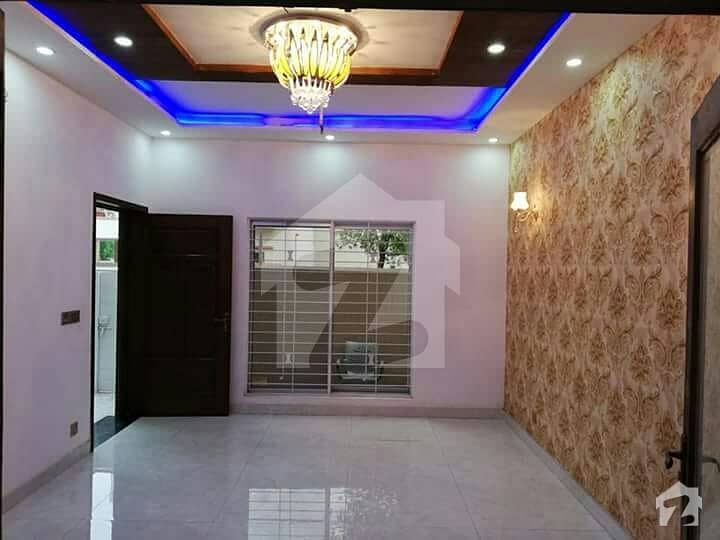 5 marla double story house for rent in Gulrez