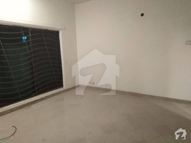 Single Story Stunning Bungalow 1 Kanal Independent Good Location Available In Dha Phase 1 Block E