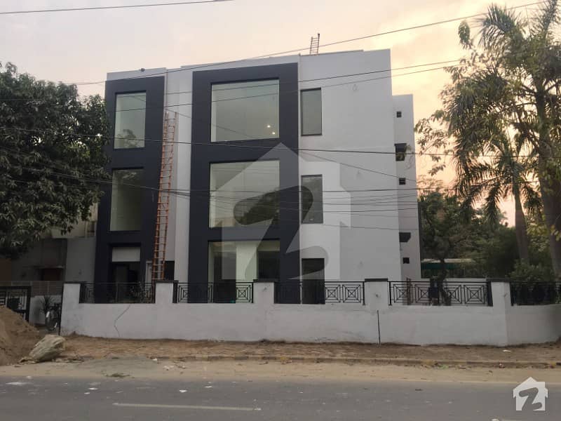 1 Kanal Corner Newly Constructed Triple Storey Building For Sale