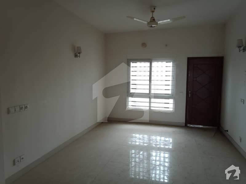 3 Bedrooms Flat Is Available For Sale
