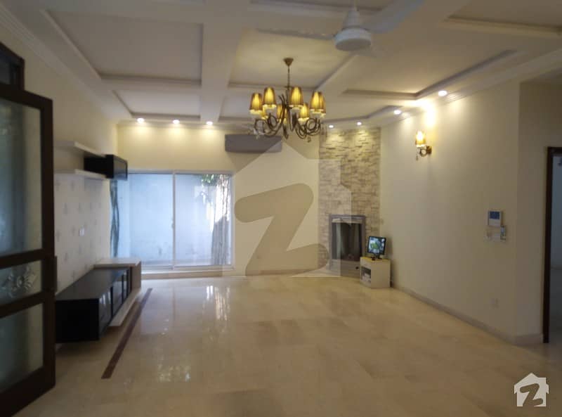 Aima Real Estate Very Exciting Offers 1 Kanal House For Sale  In Phase 5 DHA Lahore