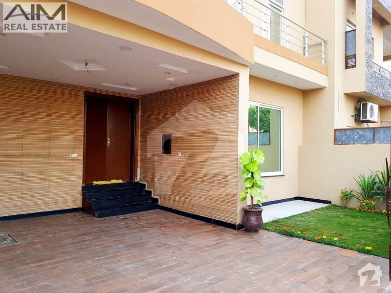 Stylish 10 Marla High Quality House For Sale