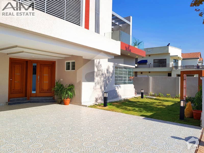 بحریہ ٹاؤن فیز 3 بحریہ ٹاؤن راولپنڈی راولپنڈی میں 5 کمروں کا 1 کنال مکان 4.7 کروڑ میں برائے فروخت۔