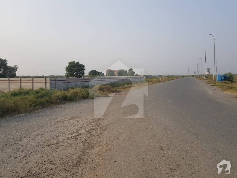 10 Marla Plot For Sale On 150 Ft Road Block Y