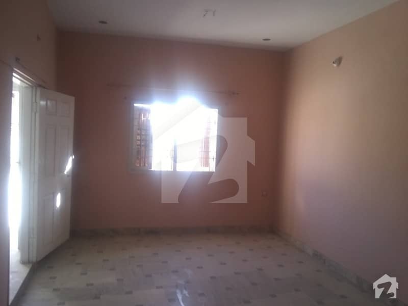 1 bed lounge +big terrace portion rent nazimabad 5e