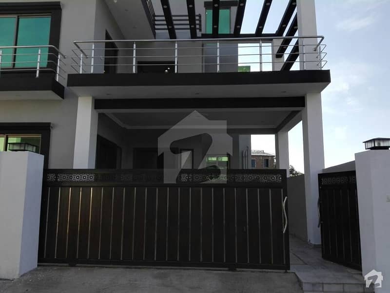5 Bed Double Storey Brand New House On 12 Marla