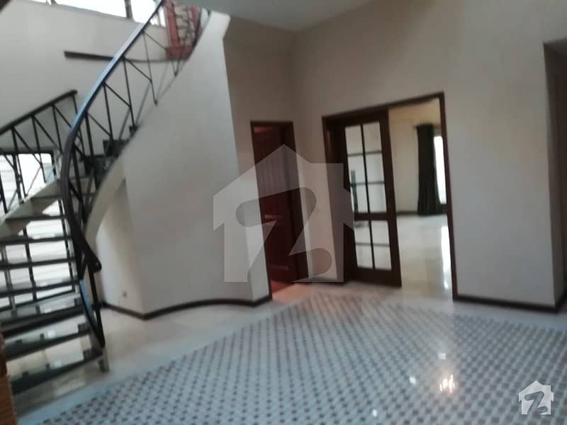 10 Marla FACING PARK Upper Lock Lower Portion House Available For Rent In DHA Phase 4 bb