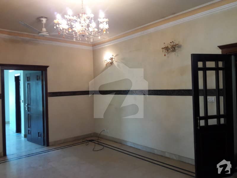 Beautiful Flat Available For Rent In F11 Beautiful Flat Available For Rent In F11