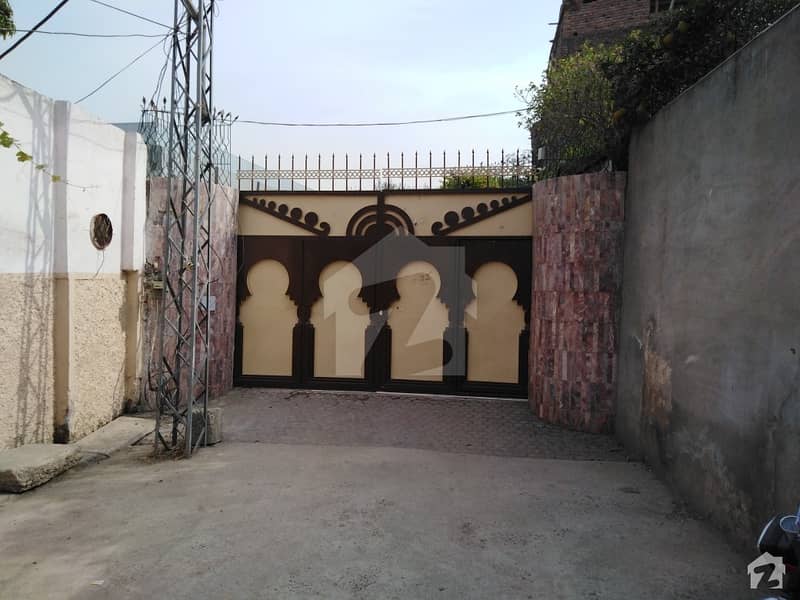 House In Main Arbab Road For Rent