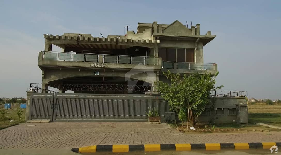 House Is Available For Sale In Block E Gulberg Residencia Islamabad