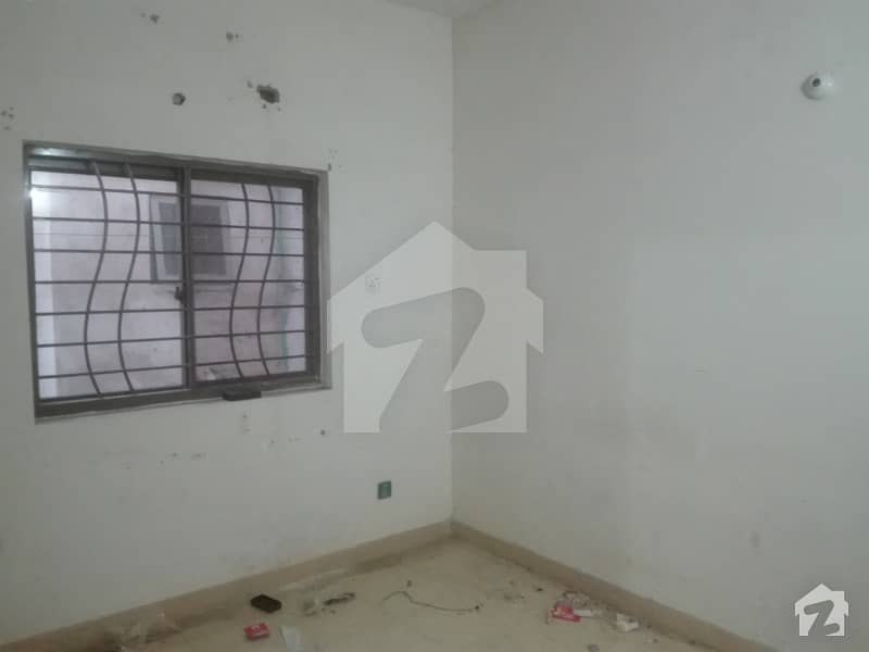 Walton Road Near 7 Street Second Floor One Bed TV Lounge Kitchen Apartment For Sale
