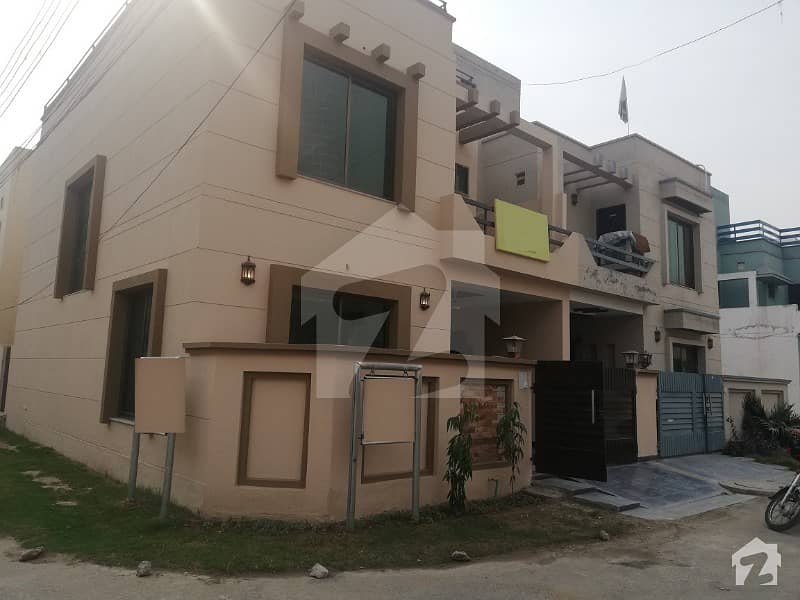 5 Marla Slightly Used House Is Available Near DHA Lahore