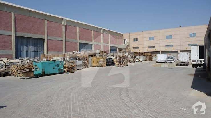 Warehouse Available For Rent Height 35 Feet