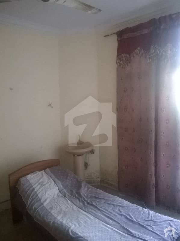 Room For Rent In Allama Iqbal Town - Mehran Block