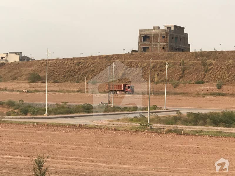 Plot Is Available For Sale 1 Kanal With 13 Marla Extra Land Bahria