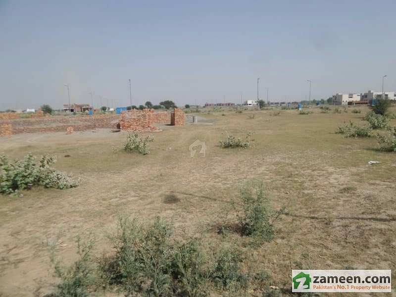 Richmoor Presents 1 Kanal Good Location Plot In The Heart Of DHA Phase 6
