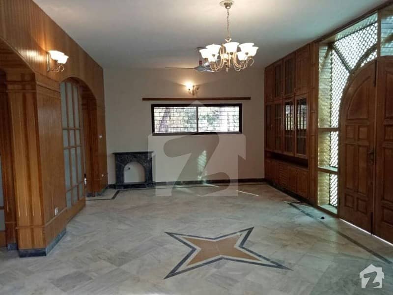 F11 500 Sq Yard Beautiful Ground Portion 2 Bed Separate Gate For Rent F