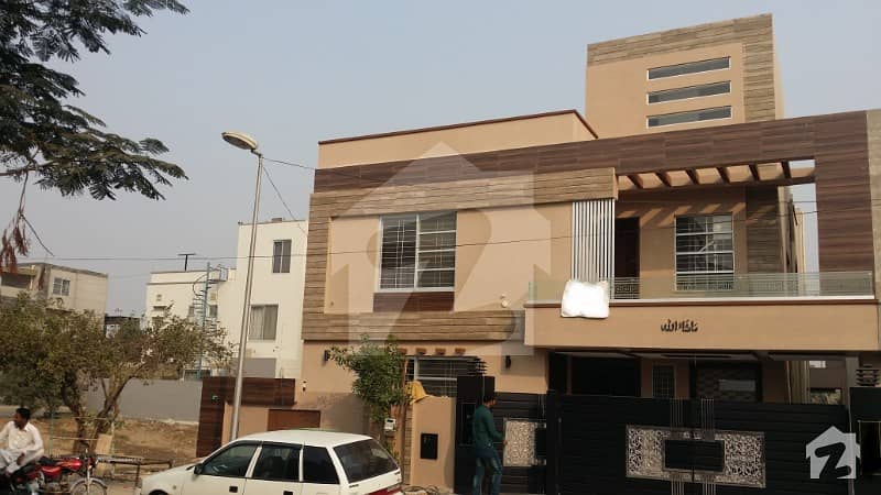 Shehryar Builders Offer 10 Marla Brand New House On 60 Feet Road Top Location In Bahria Town Lahore