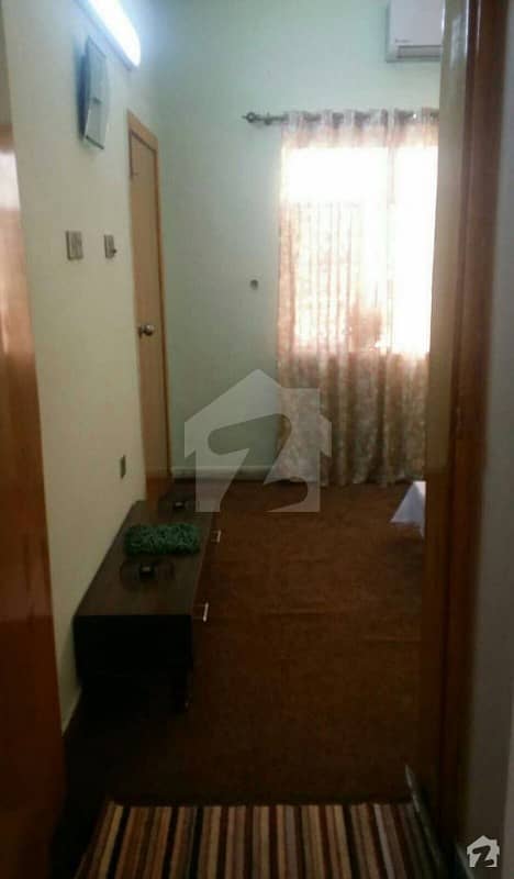 Furnished Lower Portion Of 10 Marla House In G-8 Area Available For Rent
