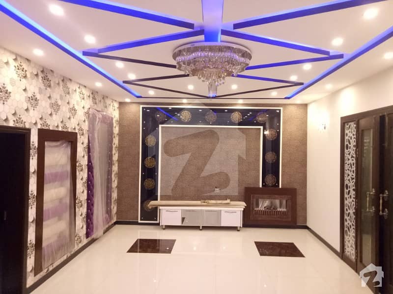 Johar Town 12 Marla Lower Portion 2 Beds Gated Area Prime Location