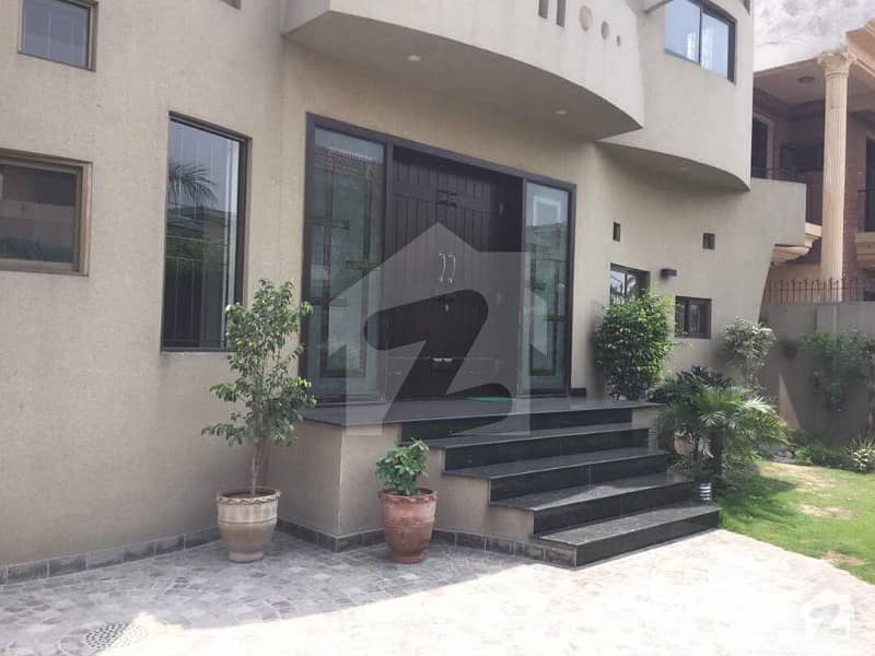 House Is Available For Sale Sarwar Road, Cantt, Lahore ID13280288