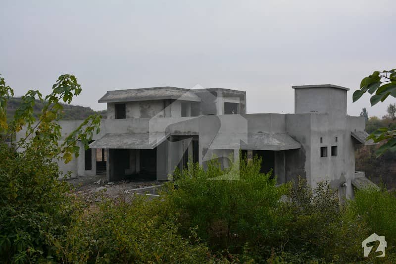 Farm House On 5 Kanal Plot In Naval Farms Islamabad
