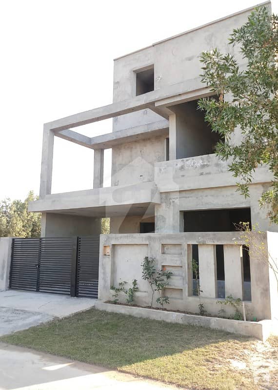Modern Design 8 Marla House In Bahria Orchard Lahore