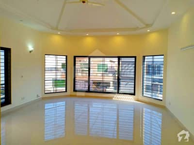 Very Nice - 1 Kanal Full House For Rent Very Nice - 1 Kanal Full House For Rent