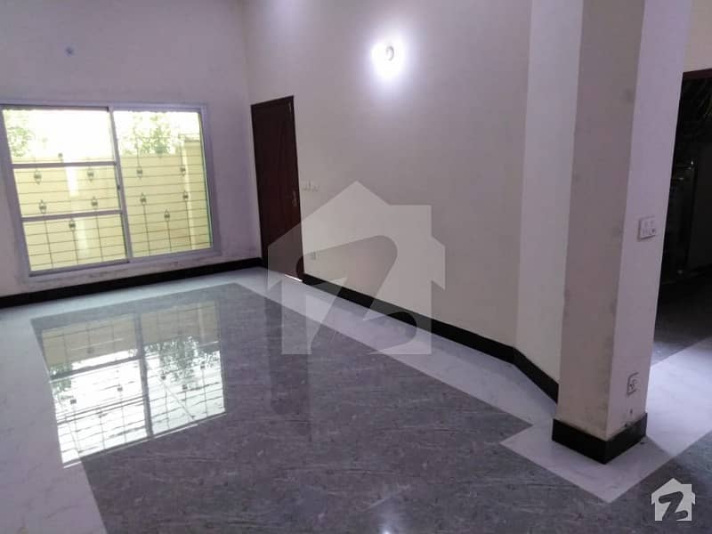 10 marla full house having 4 beds for rent in punjab university town