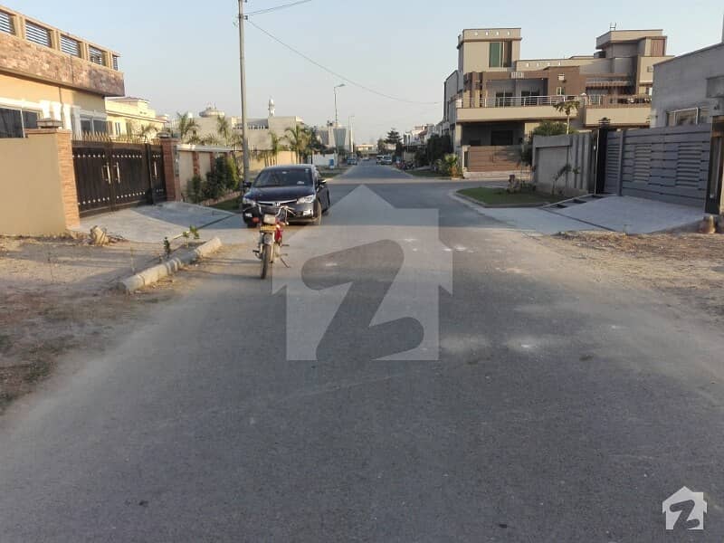 1 Kanal Single Storey Plus One Bed Room On First Floor House For Sale