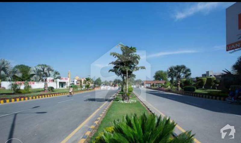 پارک ویو ولاز ۔ جاسمین بلاک پارک ویو ولاز لاہور میں 5 کمروں کا 10 مرلہ مکان 2 کروڑ میں برائے فروخت۔