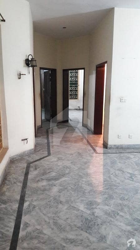 13 Marla Portion For Rent In Doctors Housing Society Lahore