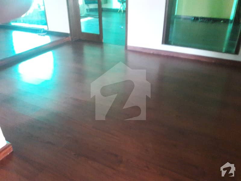 1 Kanal Lower Portion Phase 2 DHA Lahore For Rent In Block T