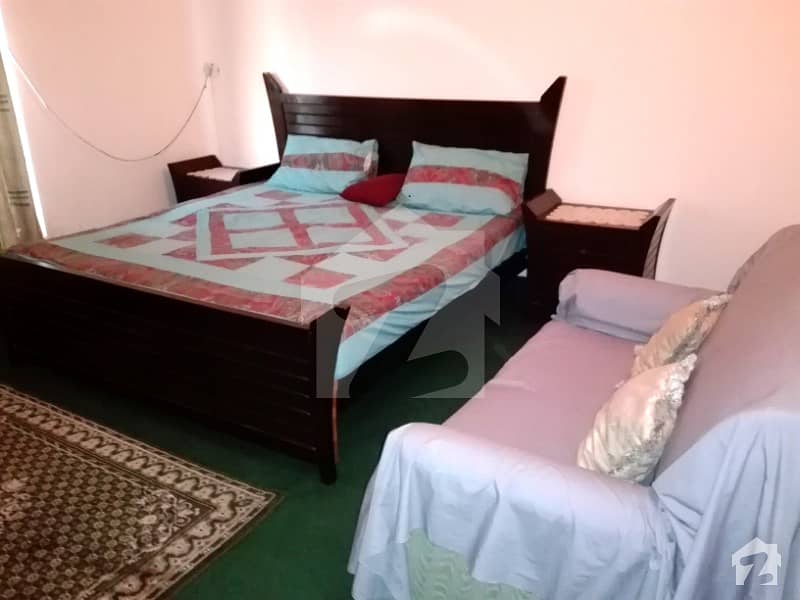 1 Bed Fully Furnished Room Near Masjid Chowk