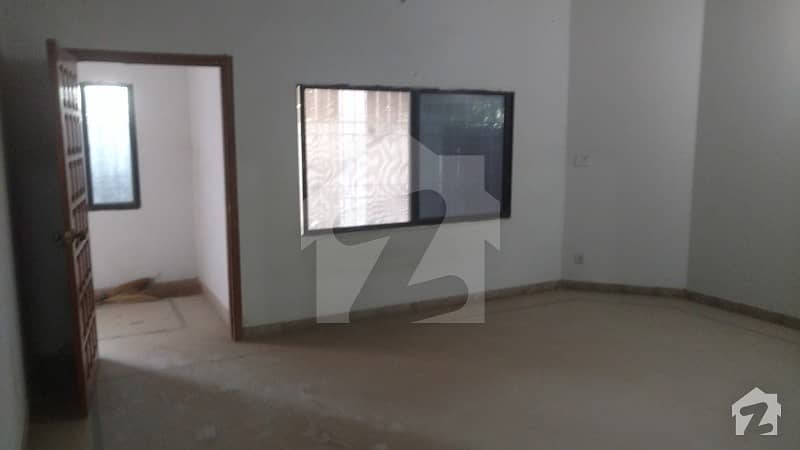 Farhan Tower 3beds 1st Floor Flat For Rent Farhan Tower 3beds 1st Floor Flat For Rent