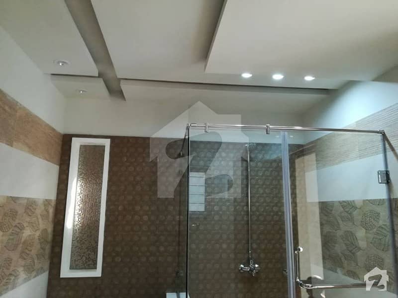 Hot Location 1 Kanal Lower Portion For Rent In Dha Lahore