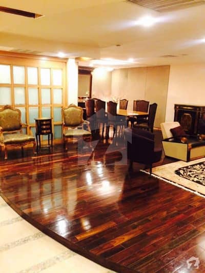 15 Marla Luxury 03 Bed Apartment In Mall Of Lahore On Rent Fully Furnished