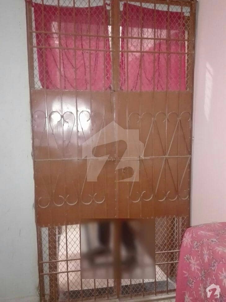 2nd Floor Corner Portion Is Available For Sale In North Karachi - Sector 11-c/1