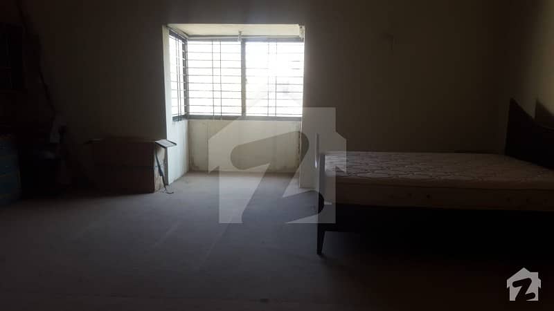 Beautiful Villa In PTV Colony Bhara Kahu 30 Marla House For Sale