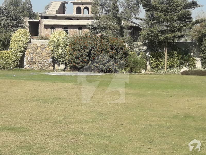 4 Kanal Excellent Location Farm House Chinar Court