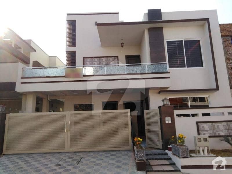 brand new house for sale in media town Islamabad near main pwd and bahria town very beautifull location