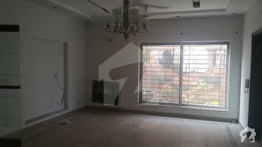 10 Marla House For Rent In DHA Phase 5 - Block D