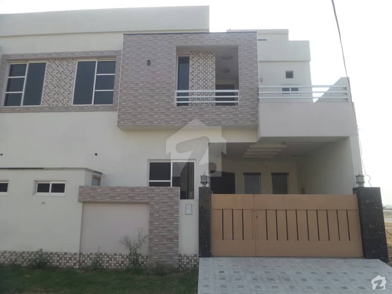 House For Sale - Model City 2 Satiana Road